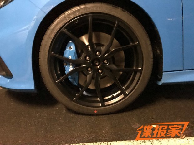 2018日內瓦車展探館：?？怂筊S限量版